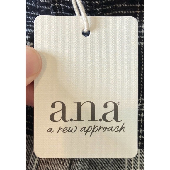 NWT A New Approach Button Up Shirt Large Women’s Black Patterned Long Sleeve $44 - Picture 3 of 9